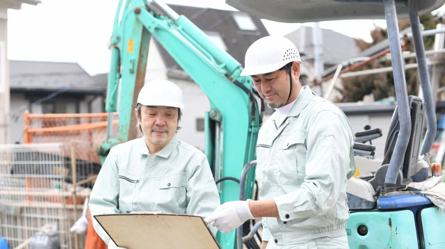 解体工事の着工-完工