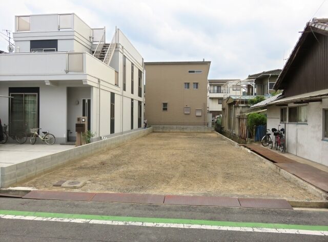 更地