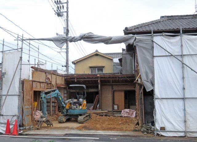 解体工事中