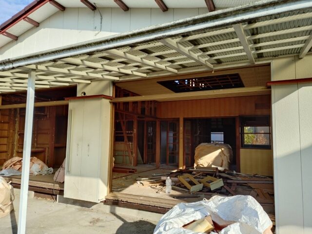 解体工事中